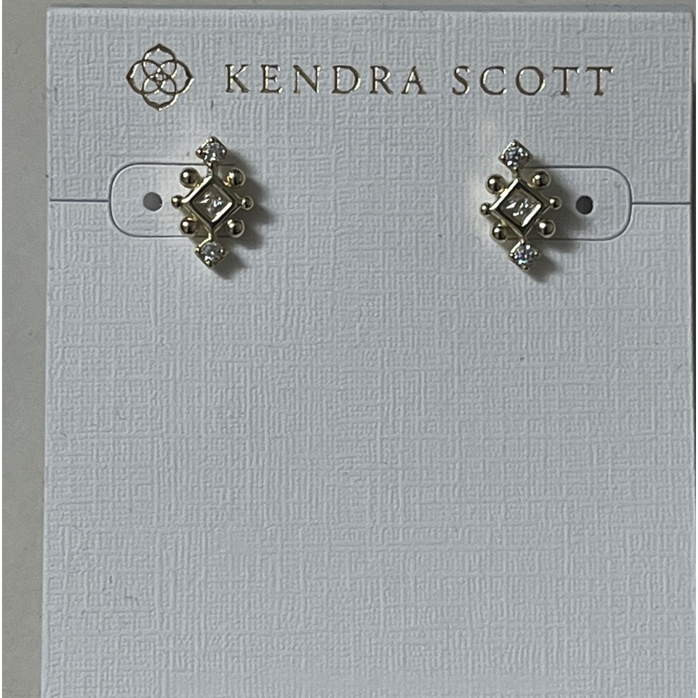 Kendra Scott CZ studs! NWT!